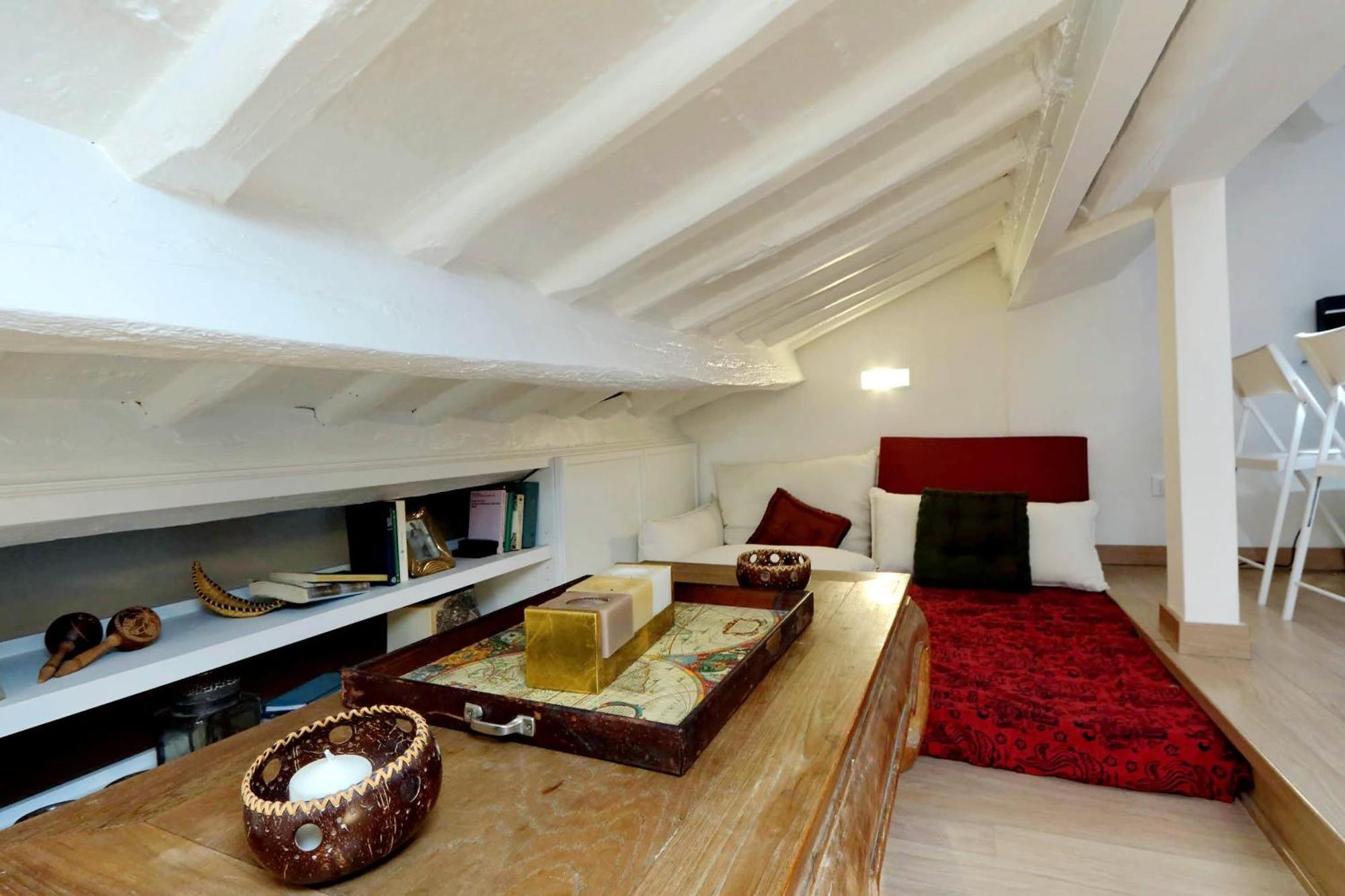 Appartement Pantheon Charming Attic | Romeloft *